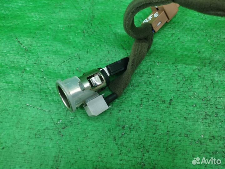 Гнездо прикуривателя Hyundai Santa Fe