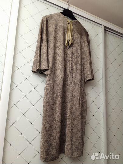 Стильное платье