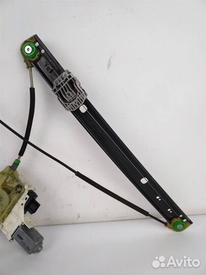Стеклоподъемник электр. задний правый ауди Q7 200