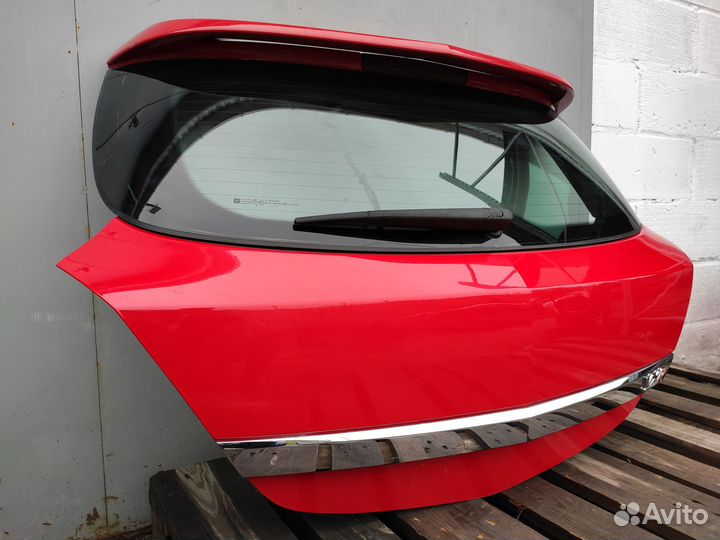 Крышка багажника со спойлером OPC Astra H