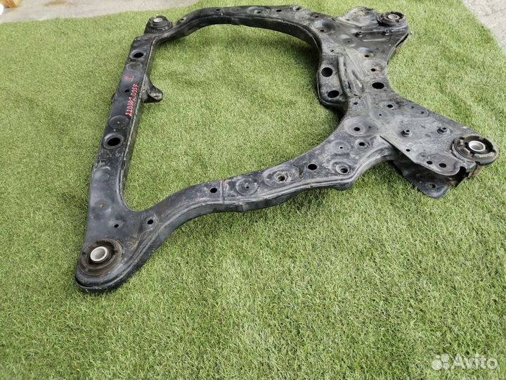 Балка под двс Toyota Camry XV70 2arfe 2018