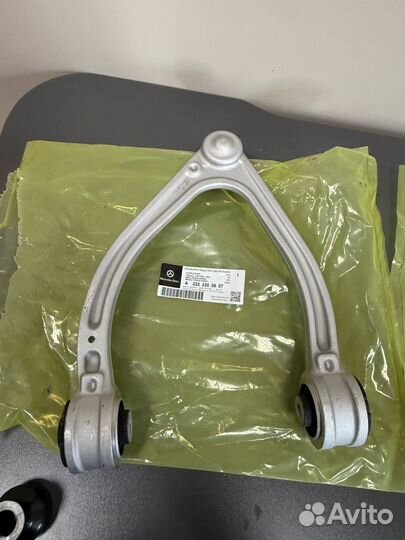 Рычаг подвески Mercedes A2223300607 W222