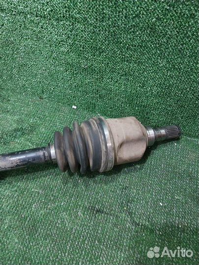 Привод передний правый Nissan Bluebird Sylphy G10