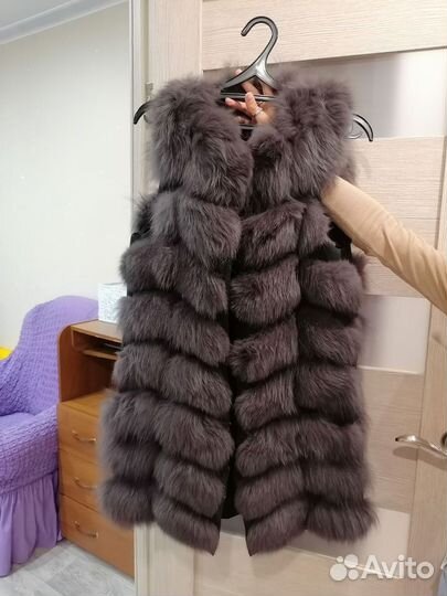 Жилетка меховая женская