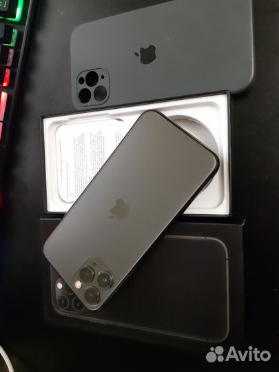 iPhone 11 Pro, 64 ГБ