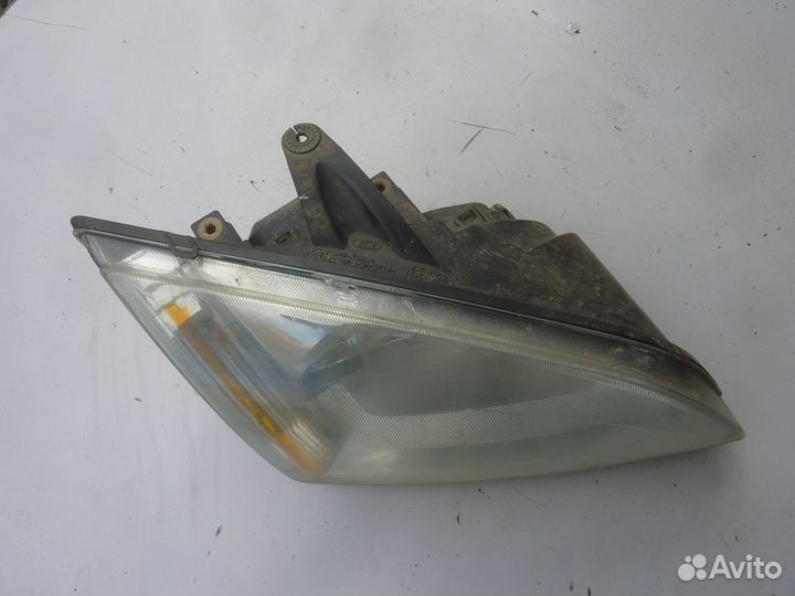 Фара правая ford focus 2 дорестайлинг