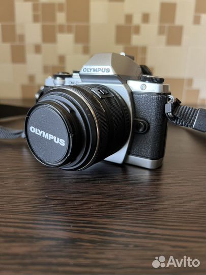 Фотоаппарат Olympus om-d e-m10