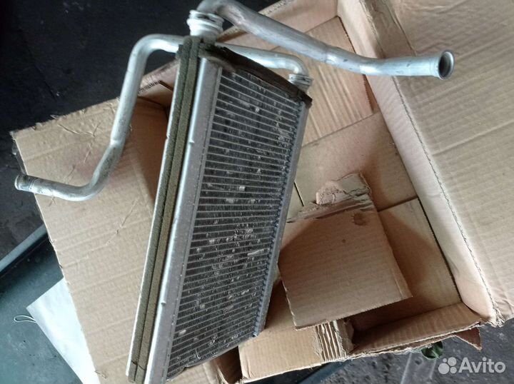 Радиатор отопления салона Додж Стратус купэ