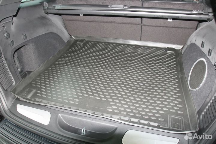 Коврик в багажник Jeep Grand Cherokee