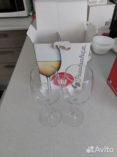 Набор из двух бокалов, комплектом. Стоит без дела