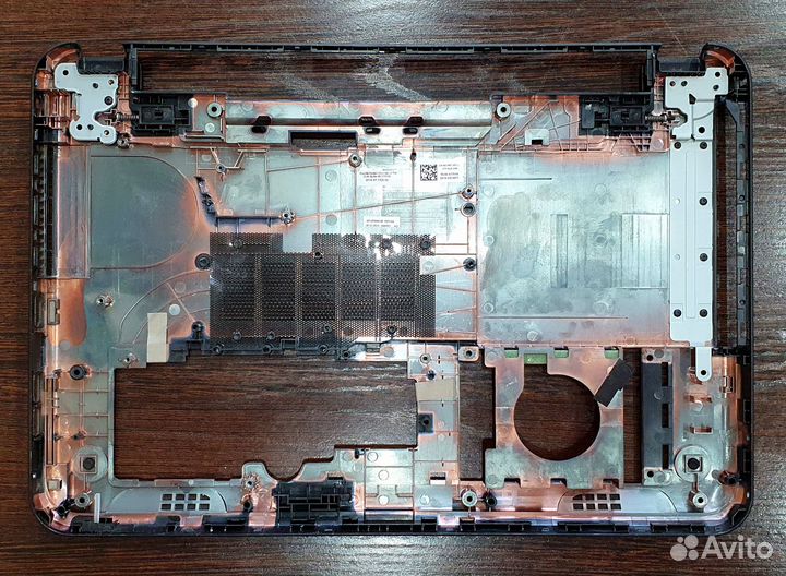 Запчасти и комплектующие на Dell Inspiron 15-3531