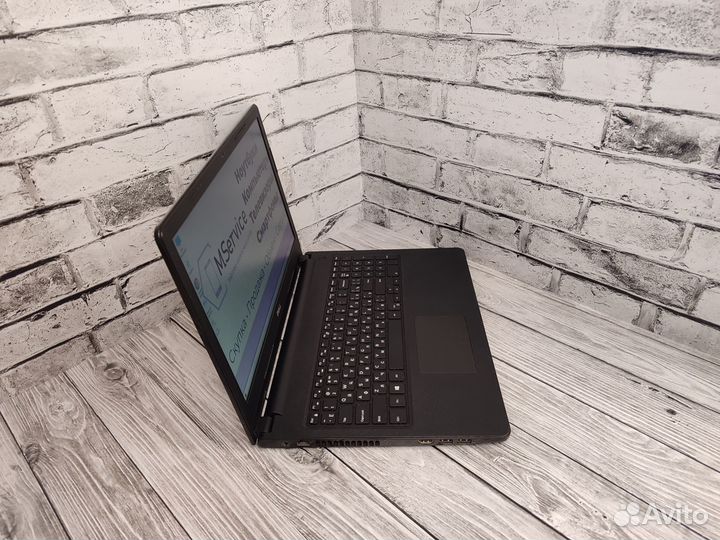 Игровой ноутбук i3-7Gen/AMD-2Gb/4Gb/SSD240/15.6FHD