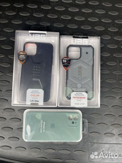 Чехлы UAG iPhone