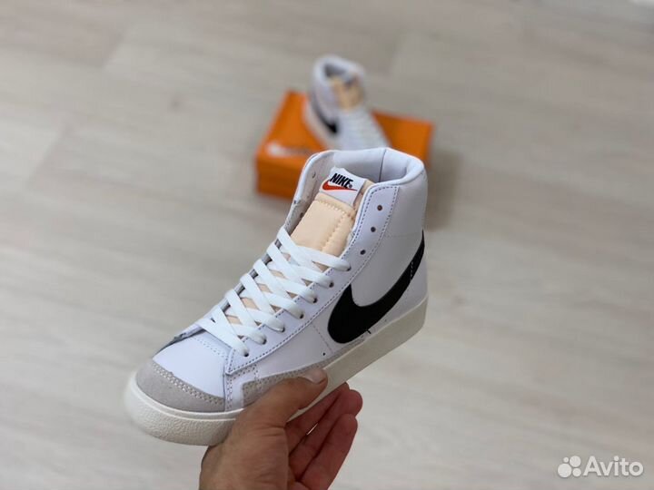 Кроссовки Nike Blazer Mid 77 Vintage White Black