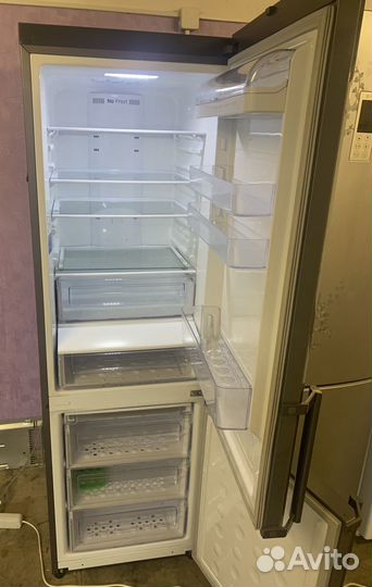 Холодильник samsung