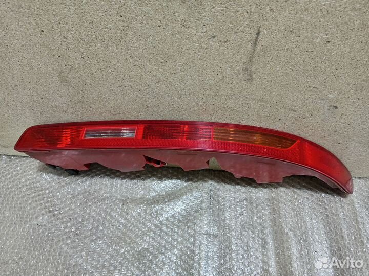 Катафот audi q7 4l правый