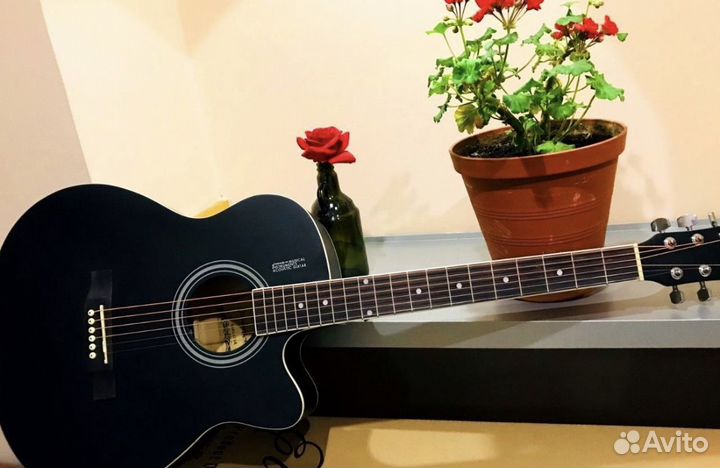 Акустическая гитара Elitaro + чехол