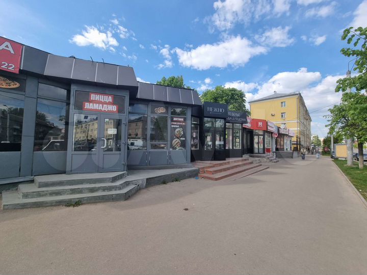 Торговая площадь, 55 м²