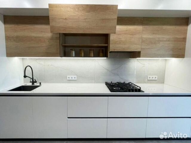 Кухня новая