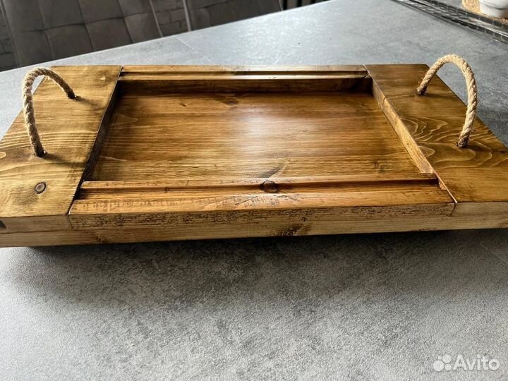 Поднос из дерева