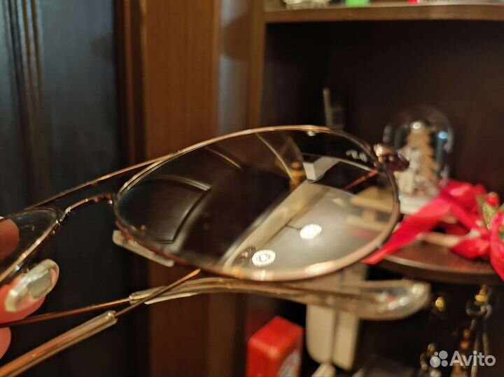 Солнцезащитные очки