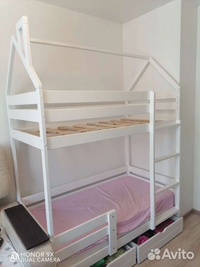 Детская кровать домик 160 на 80 с матрасом