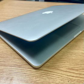 Macbook pro 15 retina 8 256