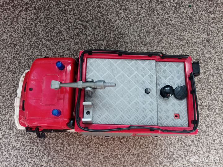 Грузовик пожарная машина