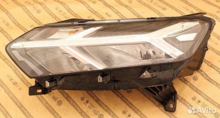 Фара левая dacia sandero III logan 3 20+ full LED
