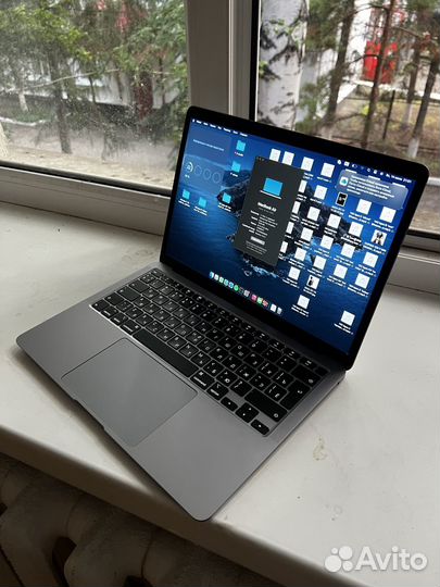 Macbook Air 13 (2020, i5, 512гб, 8гб озу)