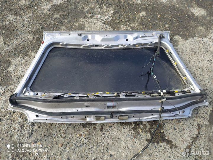 Крышка багажника задняя Toyota Land Cruiser 100