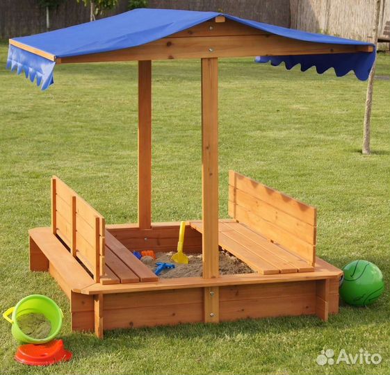 Детская песочница с крышей