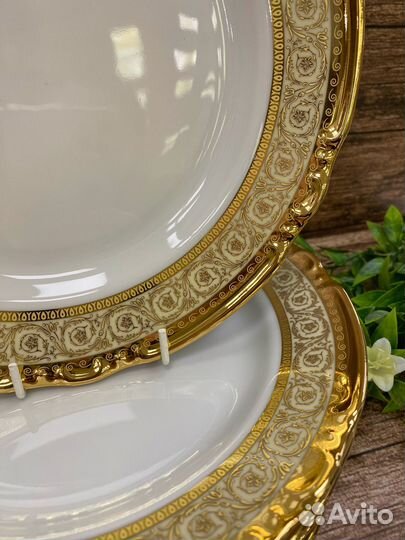 Набор тарелок 