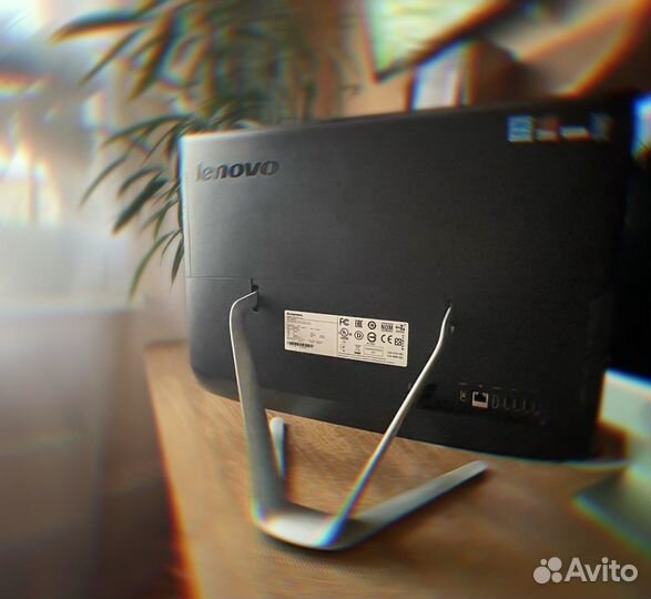 Моноблок Lenovo IdeaCentre C560 57330747