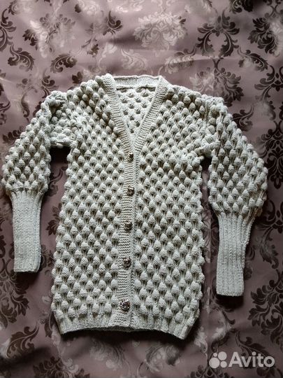 Продается вязаная кофта