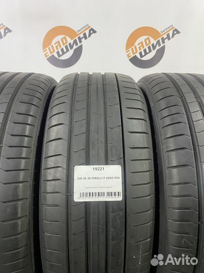 Pirelli P Zero PZ4 245/45 R20 105S