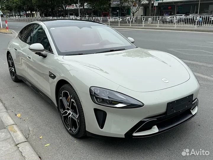 Xiaomi SU7 299 л.с. AT, 2024, 700 км