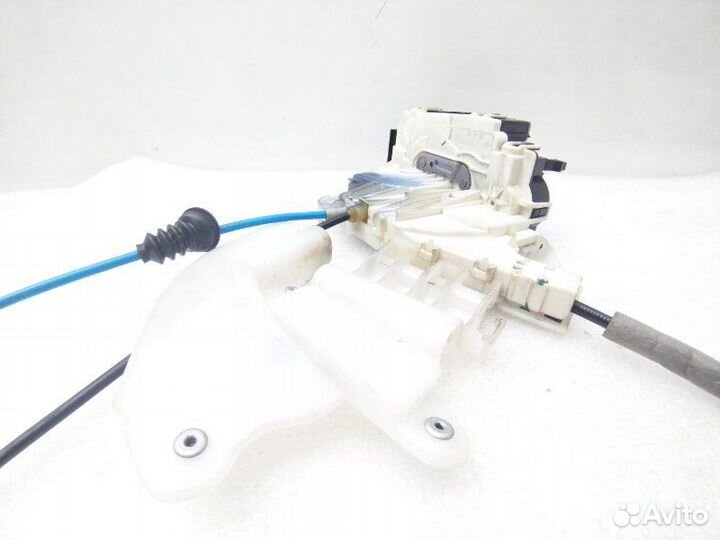 Замок двери задний левый Mercedes-Benz Cls-Class