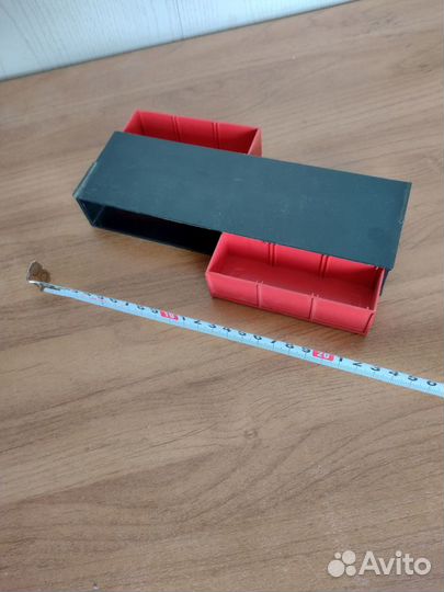 Контейнер для мелких деталей