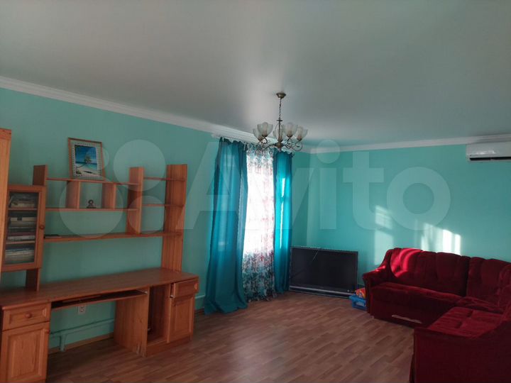 Дом 142 м² на участке 10 сот.