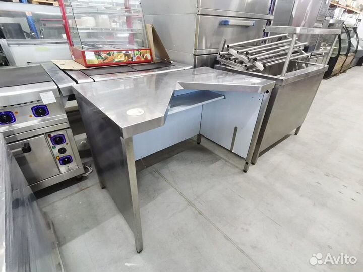 Кассовый стол