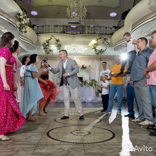 Ведущий (тамада) на свадьбу, юбилей, корпоратив