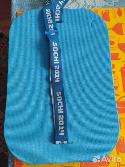 Продаю сидушку походную новую