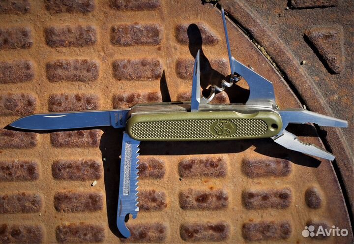 Нож карманный BW с плоскогубцами офицер