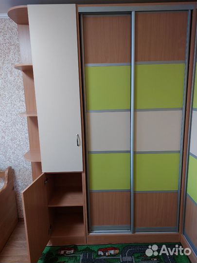 Шкаф для одежды бу