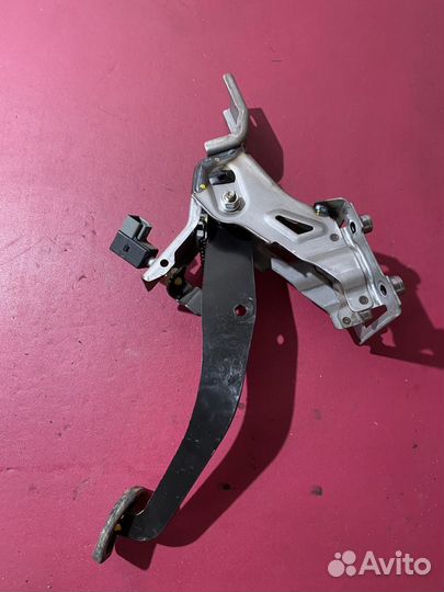 Педаль тормоза Kia Sportage 3 МКПП