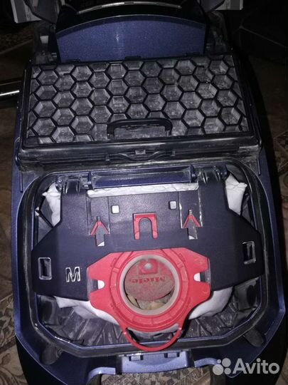 Запчасти пылесоса miele -щётки,корпус,фильтр