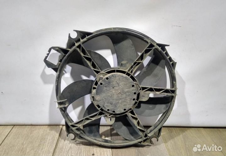 Вентилятор радиатора бу Renault Fluence OEM 214819