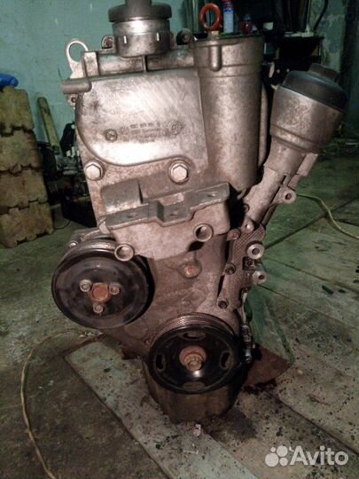 Двигатель передний Skoda Octavia 1Z3 1.6 BLF 2008