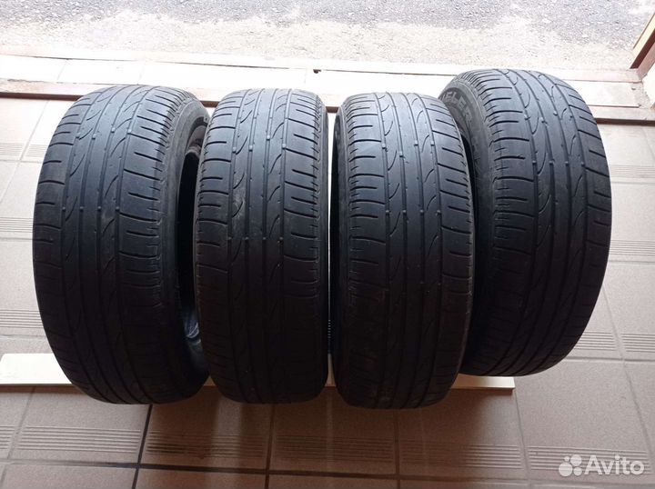 Bridgestone Dueler H/P Sport 215/65 R16 98T